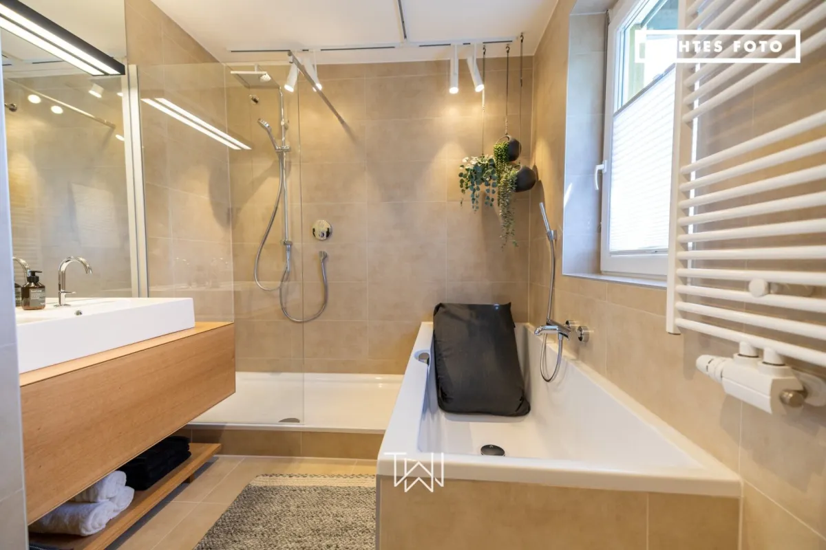 Exklusives Reihenhaus in Grazer Bestlage | Geidorf: 5 Zimmer, Garten, Balkon & Dachterrasse – Ihr Traumhaus wartet!