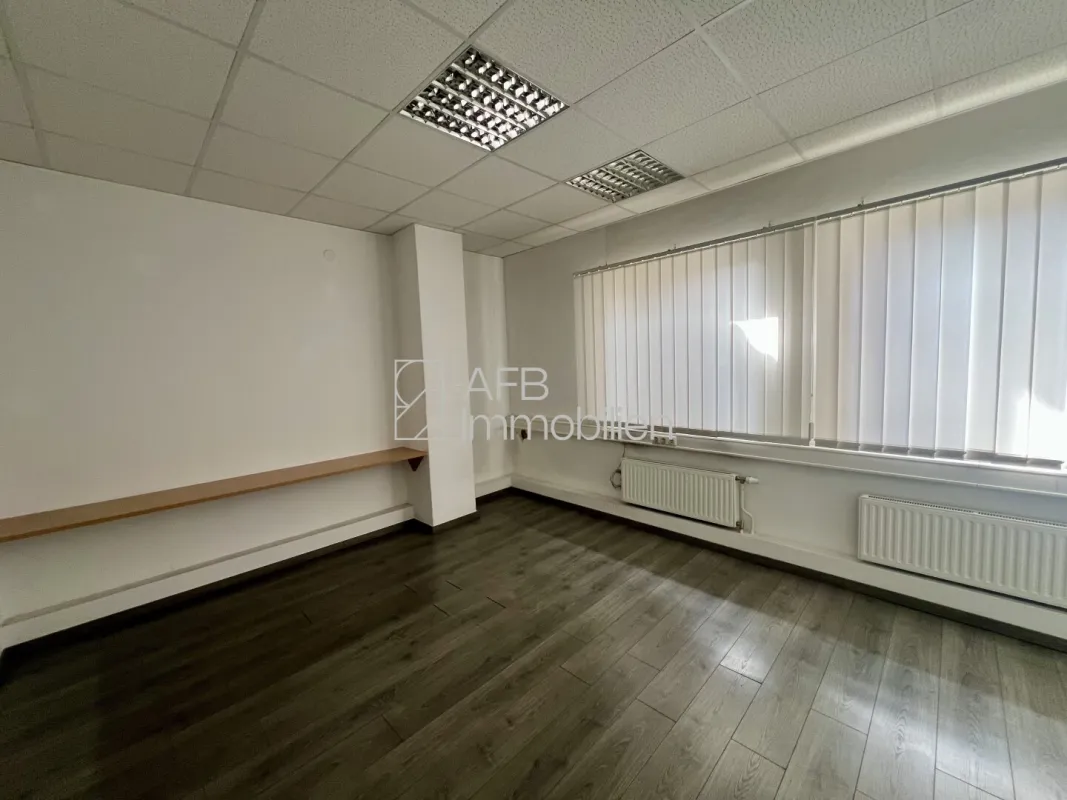 Büro/Betriebsstätte mit Lager/Magazin für Kleinunternehmen Nähe Autobahnauffahrt Graz-Webling