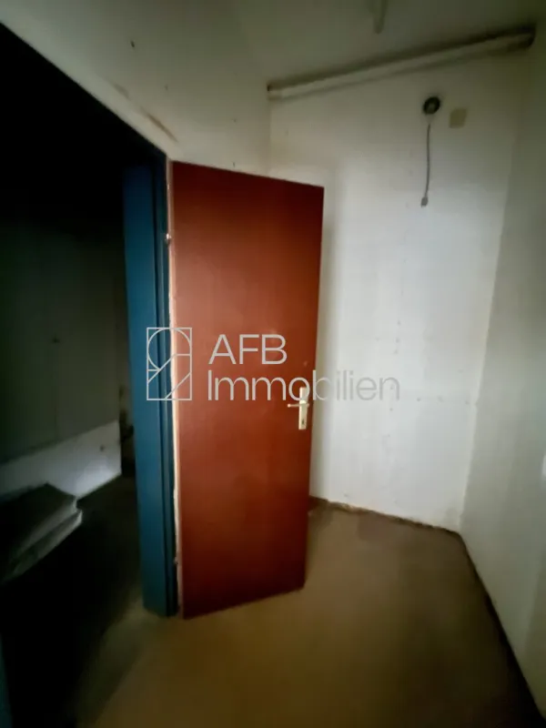 Büro/Betriebsstätte mit Lager/Magazin für Kleinunternehmen Nähe Autobahnauffahrt Graz-Webling
