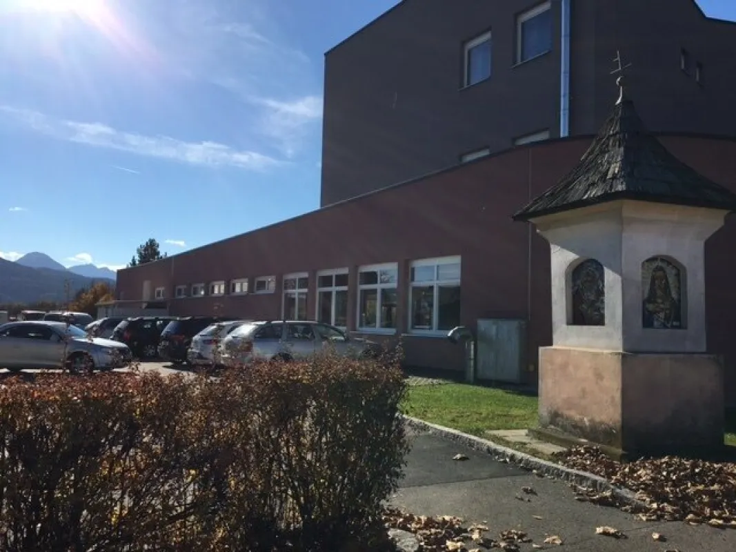 Vollvermietetes Geschäftshaus ca. 6 % p.a. mit Tiefgarage in Klagenfurter Bestlage