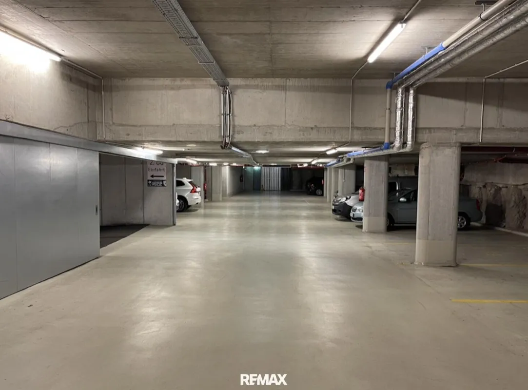 Tiefgaragenstellplatz im Zentrum von Wels!