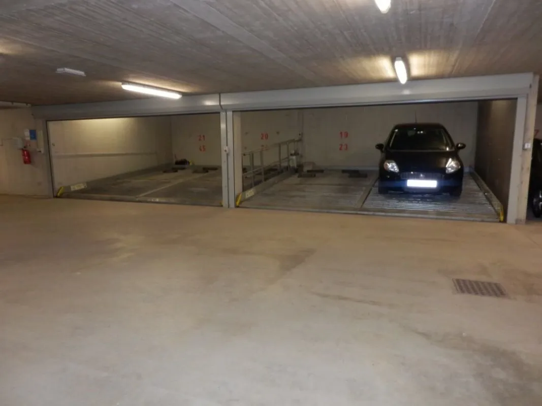 Zentraler KFZ-Tiefgaragen-Abstellplatz in toller Lage im Grazer Univiertel zu verkaufen