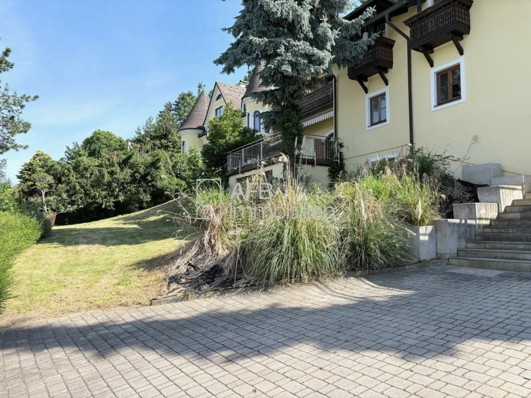 Wunderbare Villa in St. Peter – exklusives Wohnen mit unverbaubarer Fernsicht