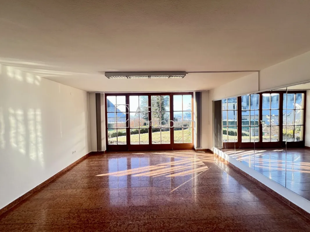 Wunderbare Villa in St. Peter – exklusives Wohnen mit unverbaubarer Fernsicht