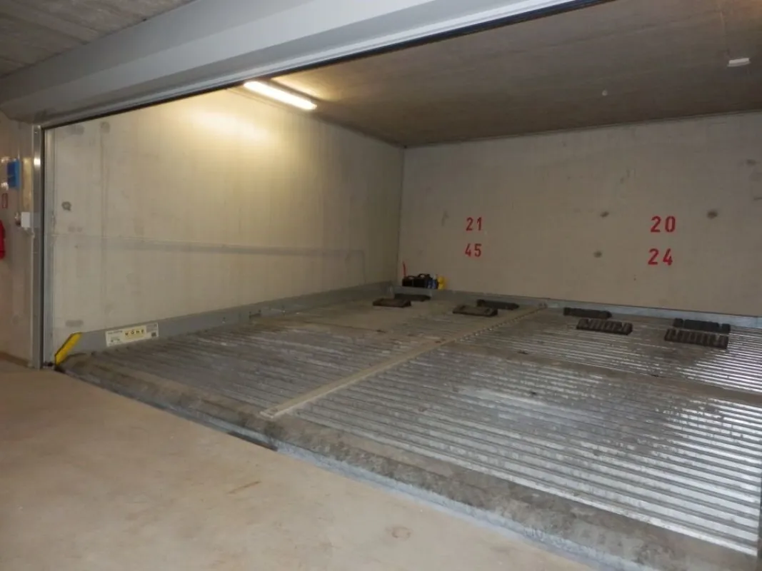 Lukratives Anlegerpaket – 2 vermietete KFZ-Tiefgaragen-Abstellplätze in zentraler Lage im Grazer Univiertel zu verkaufen
