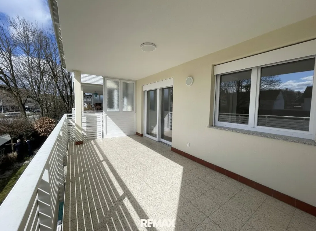 Moderne, möblierte 2-Zimmer-Mietwohnung mit XL-Loggia in Uni-Nähe in Klagenfurt