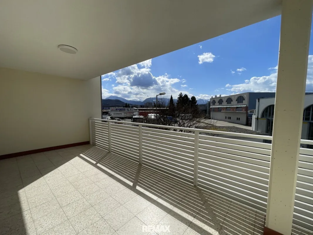 Moderne, möblierte 2-Zimmer-Mietwohnung mit XL-Loggia in Uni-Nähe in Klagenfurt
