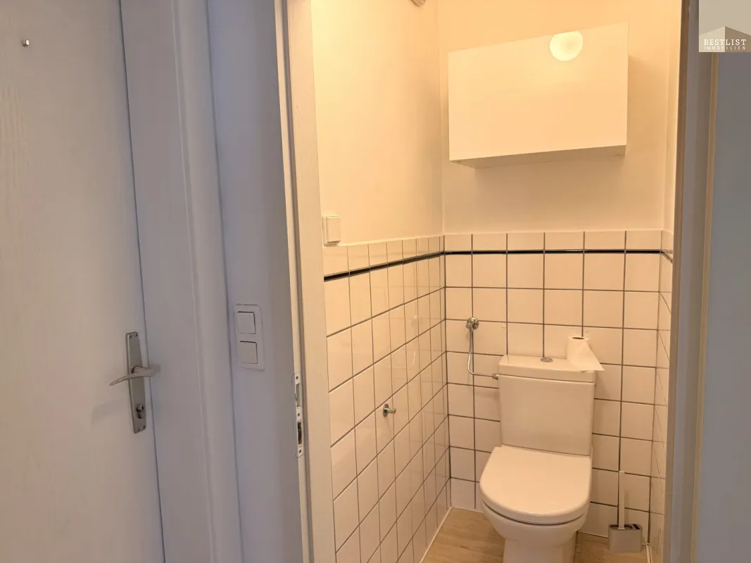 Attraktives Zinshaus mit Gewerbefläche und Wohnmöglichkeit in bester Lage!
