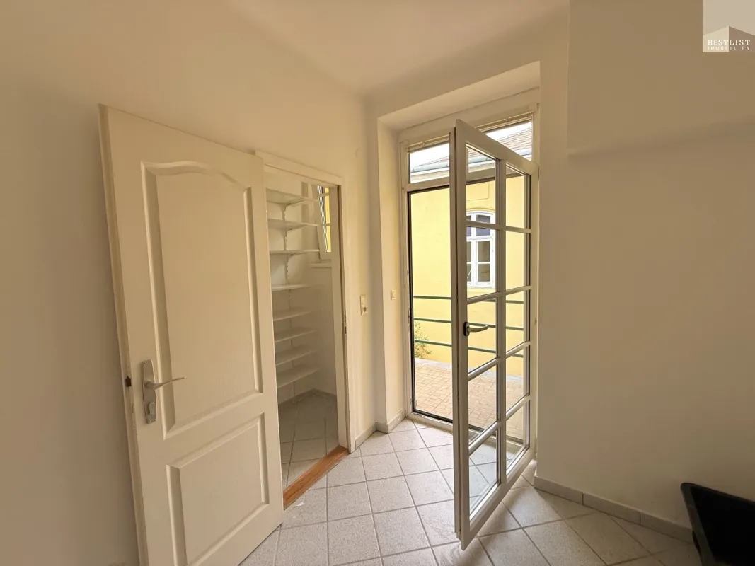 Attraktives Zinshaus mit Gewerbefläche und Wohnmöglichkeit in bester Lage!