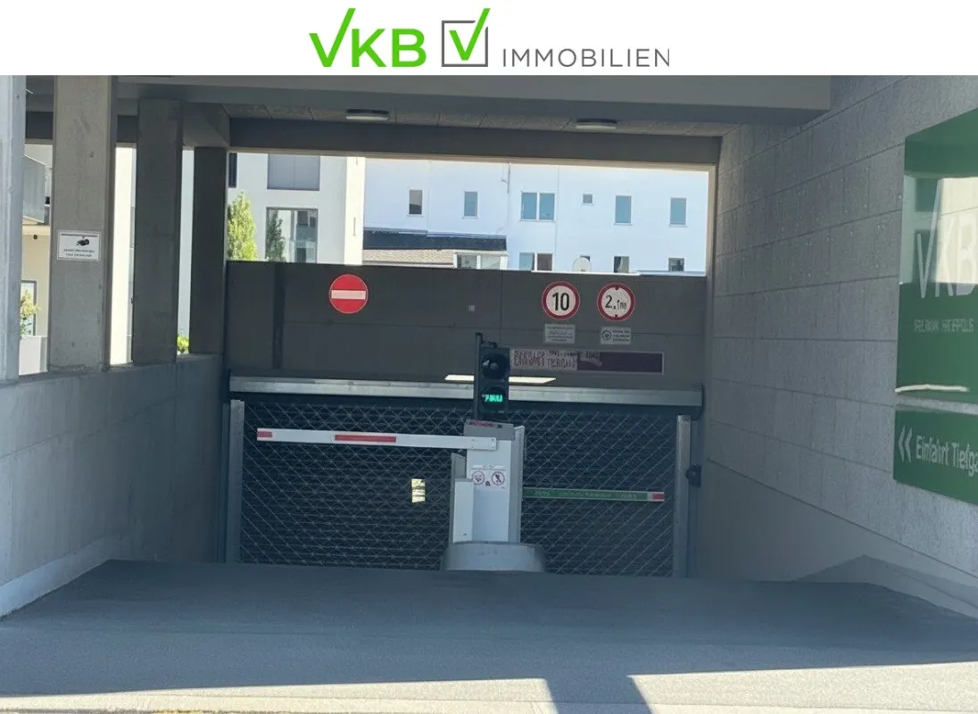 Tiefgaragenplatz Wels Zentrum (Kaiser-Josef-Platz) – sicher & breit