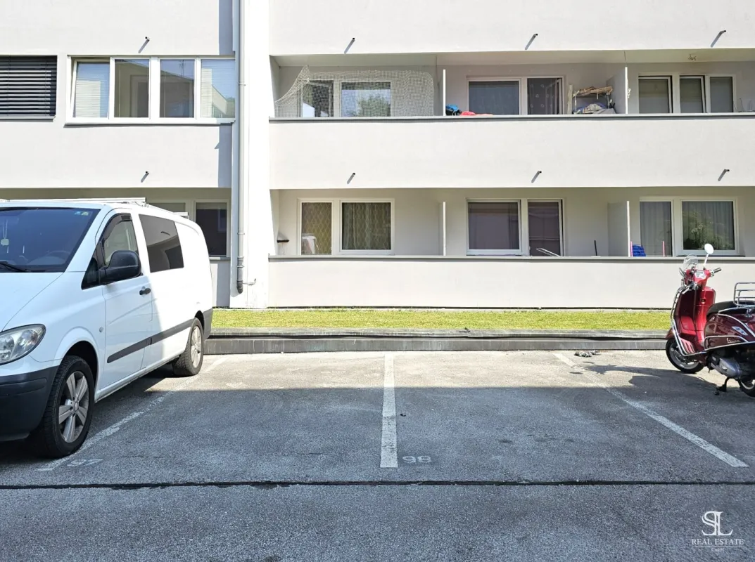 Innsbruck - Parkplatz in Innenhoflage zu vermieten