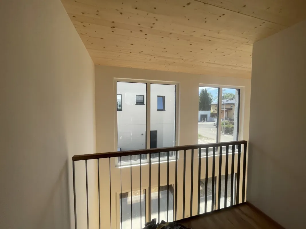 Top 1 und Top 3 – Hochwertige Neubau-Reihenhäuser mit Garten und Terrasse zur Miete