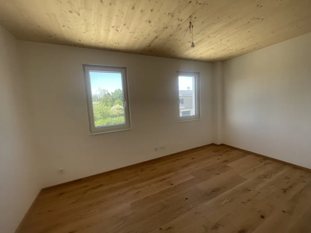 Top 1 und Top 3 – Hochwertige Neubau-Reihenhäuser mit Garten und Terrasse zur Miete