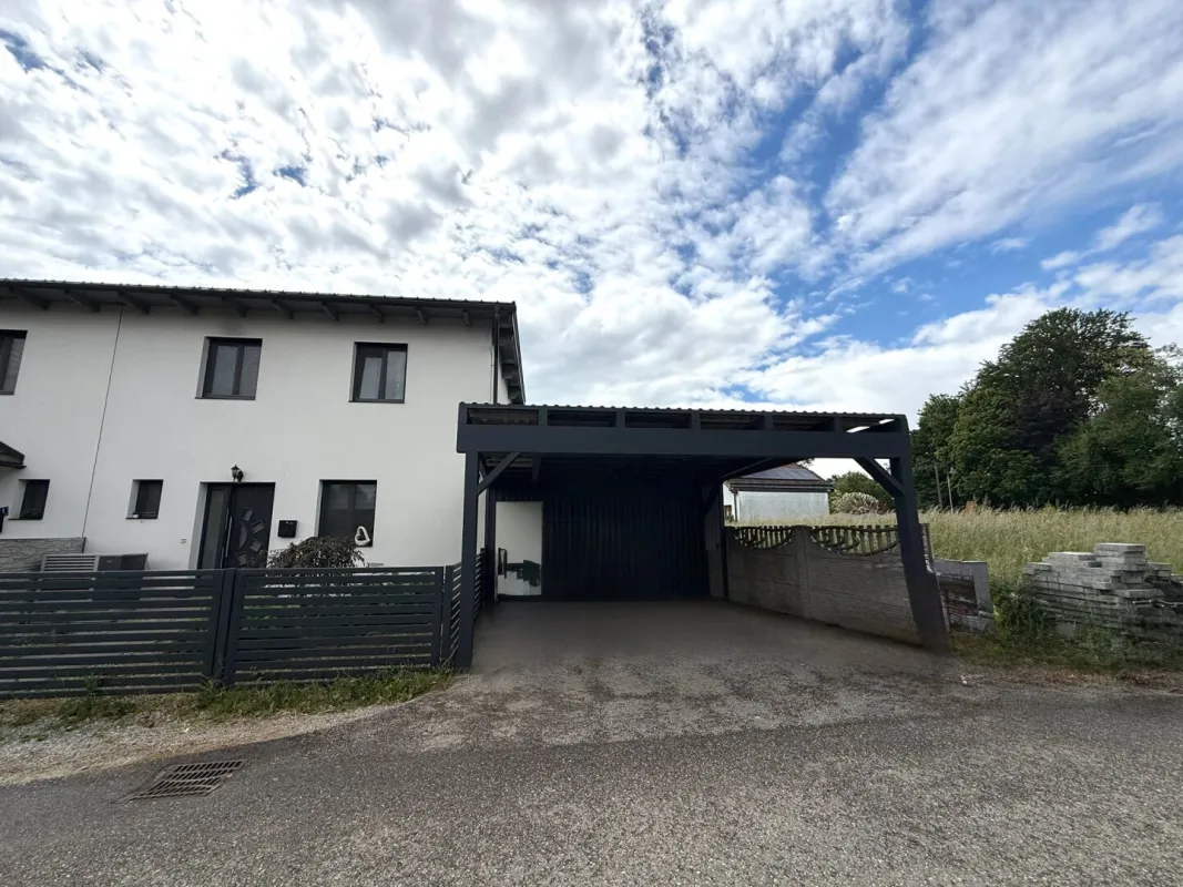 Neuwertiges Einfamilienhaus in St. Pölten mit Garten, Terrasse & 2 Stellplätzen!
